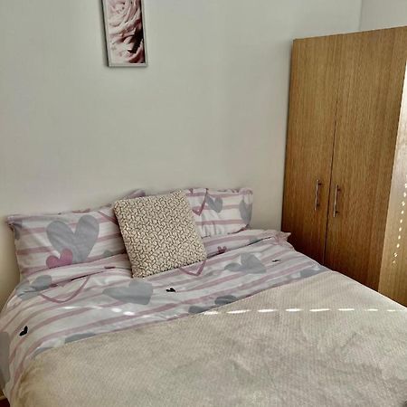 2 Bedroom Near Euston, King'S Cross Лондон Екстер'єр фото