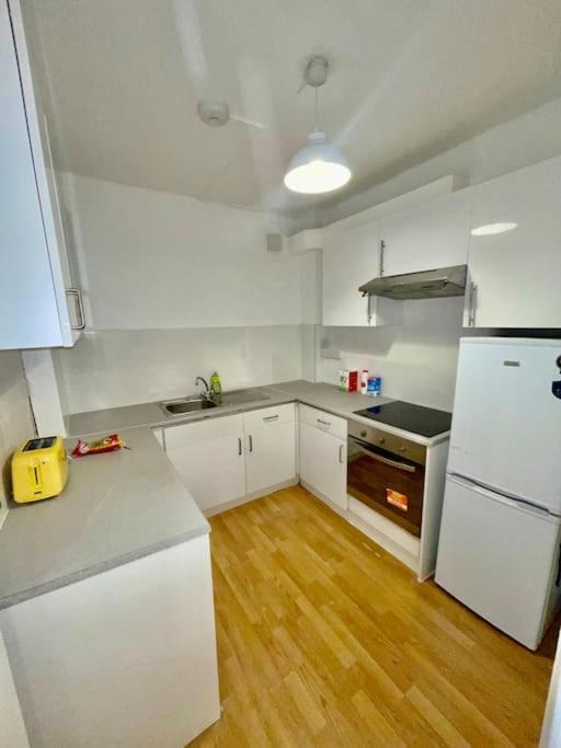 2 Bedroom Near Euston, King'S Cross Лондон Екстер'єр фото